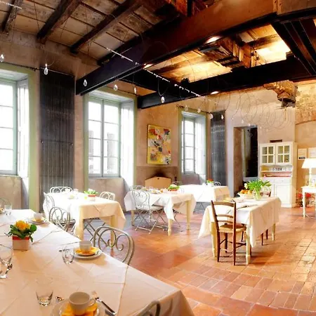 Botton D'oro Bed & Breakfast